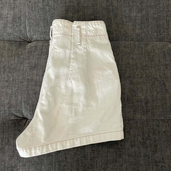 I’m selling them because they don’t fit me anymore. - Picture 3 of 4